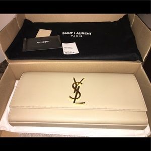 100% AUTHENTIC YSL CLUTCH IN NUDE-POWDER COLOR.